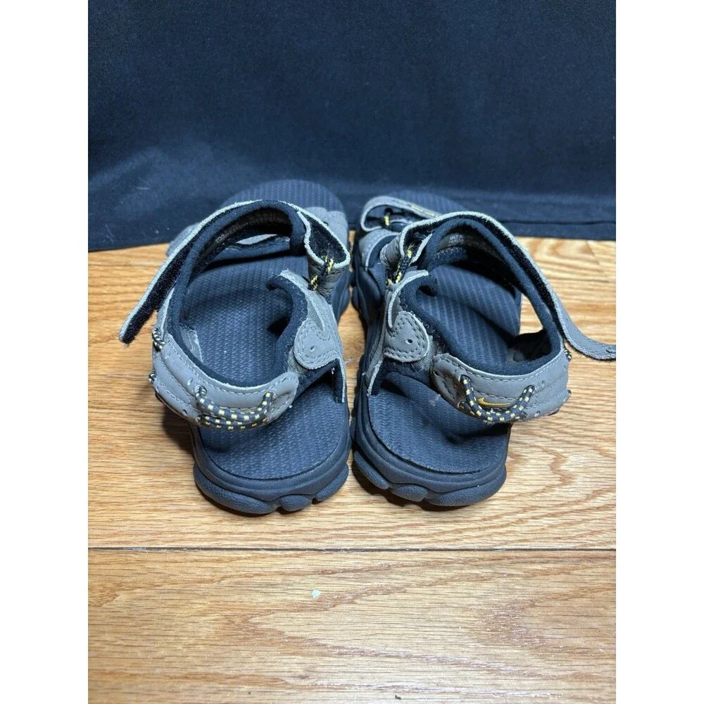 Nike ACG Sandal Men's Size 7 Brown Black Yellow Color way Straps Water Hiking
